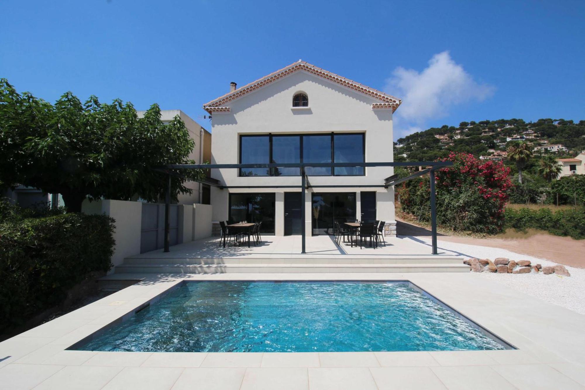 La Villa Dina Carqueiranne Exterior photo